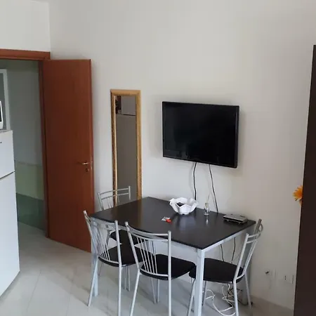 Апартаменты Pizzo Beach Club 49g Fondaco Vecchio